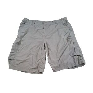 Columbia Omni shade Cargo Shorts 40 Waist  back Packing Outdoor Lightweight